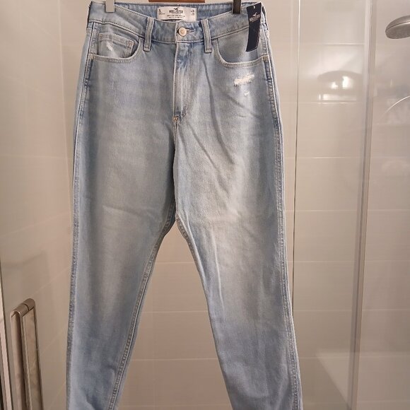 Hollister High-Waist Mom Jeans - Picture 1 of 9